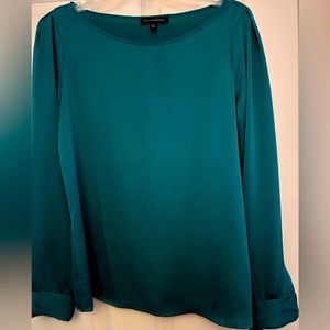 BANANA REPUBLIC jewel green small blouse EUC